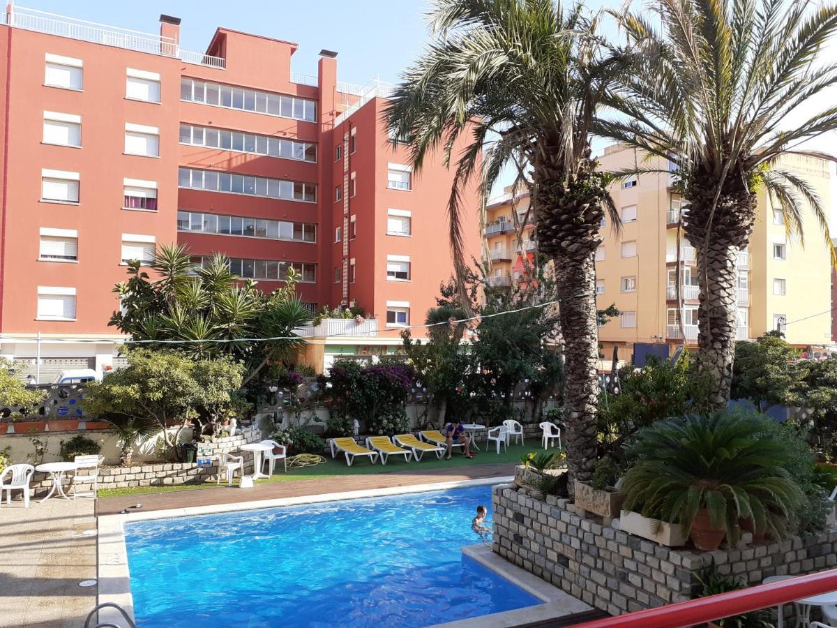 Apartaments Mar Blau Calella Exterior photo